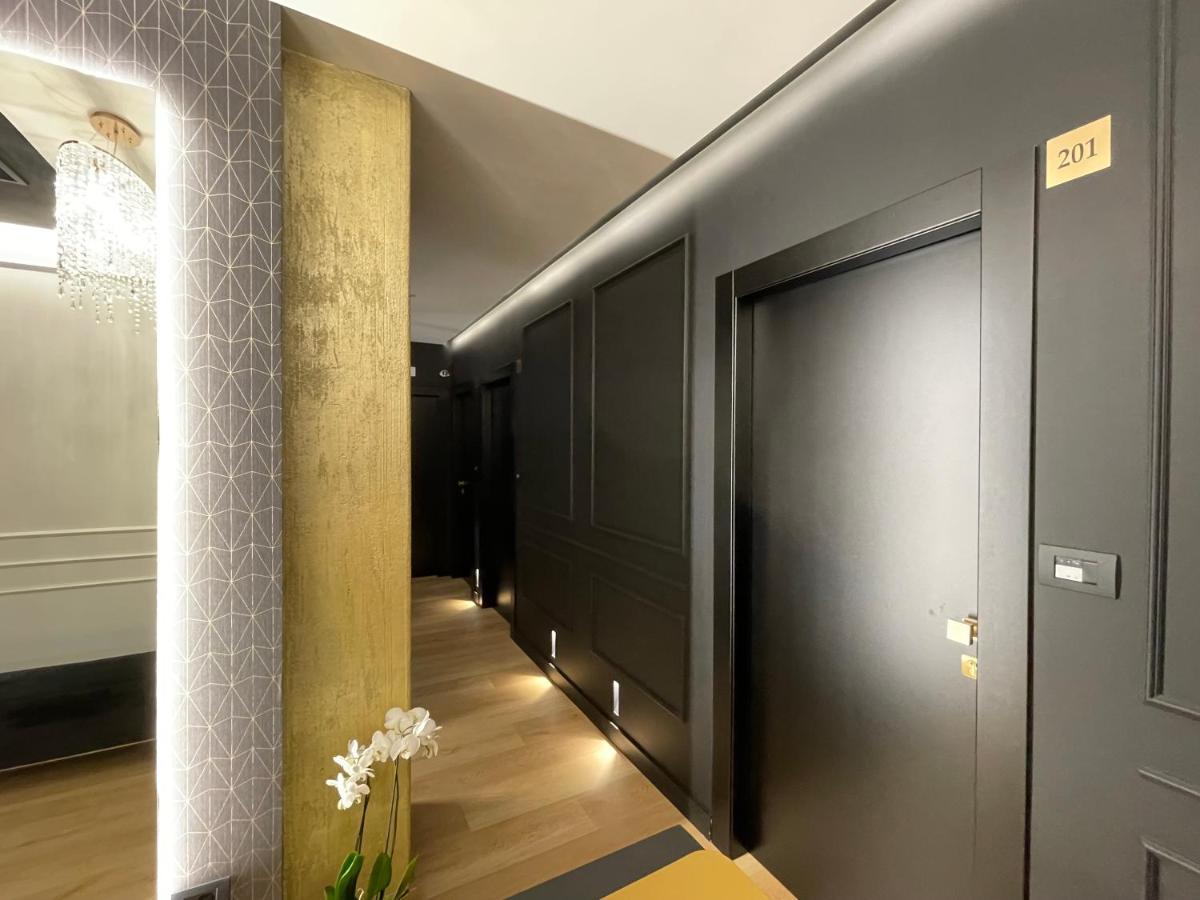 Plebiscito Boutique Rooms Naples Exterior photo