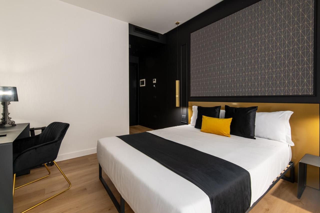 Plebiscito Boutique Rooms Naples Exterior photo