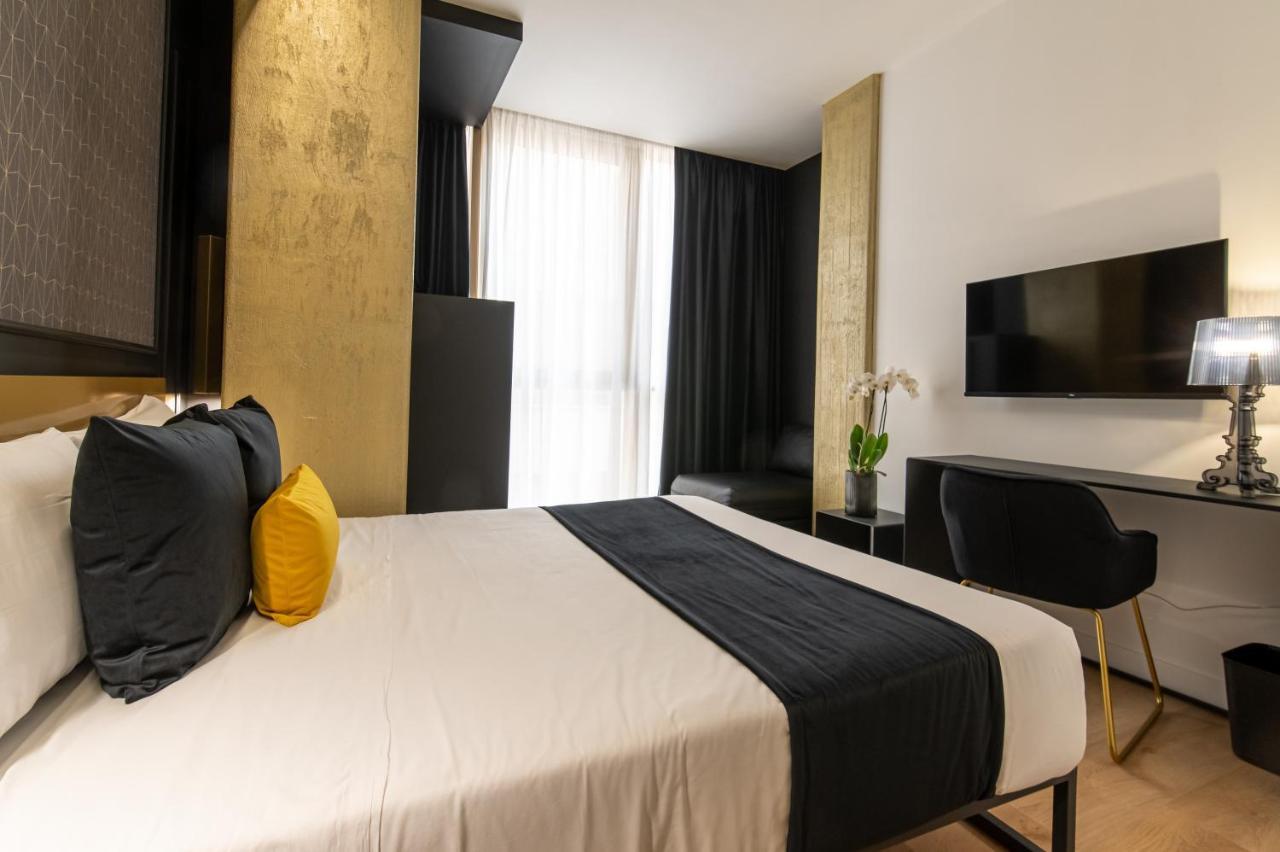 Plebiscito Boutique Rooms Naples Exterior photo