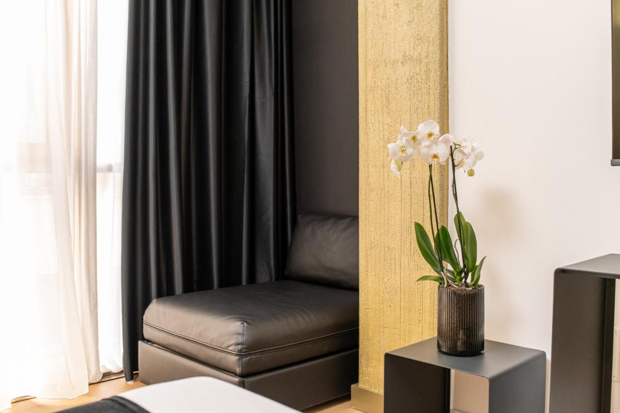 Plebiscito Boutique Rooms Naples Exterior photo