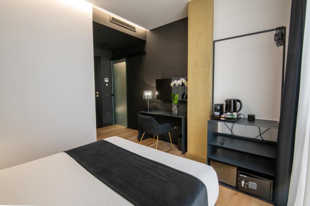 Plebiscito Boutique Rooms Naples Exterior photo
