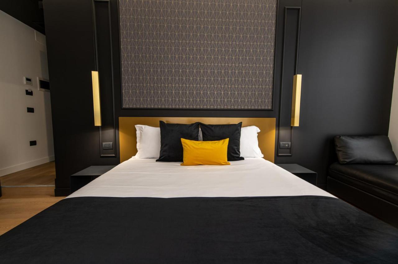 Plebiscito Boutique Rooms Naples Exterior photo